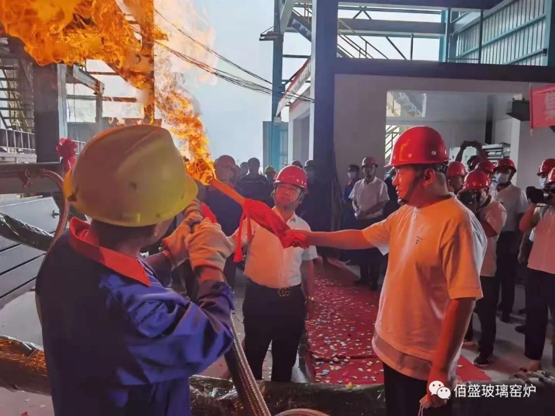 91视频免费入口玻璃